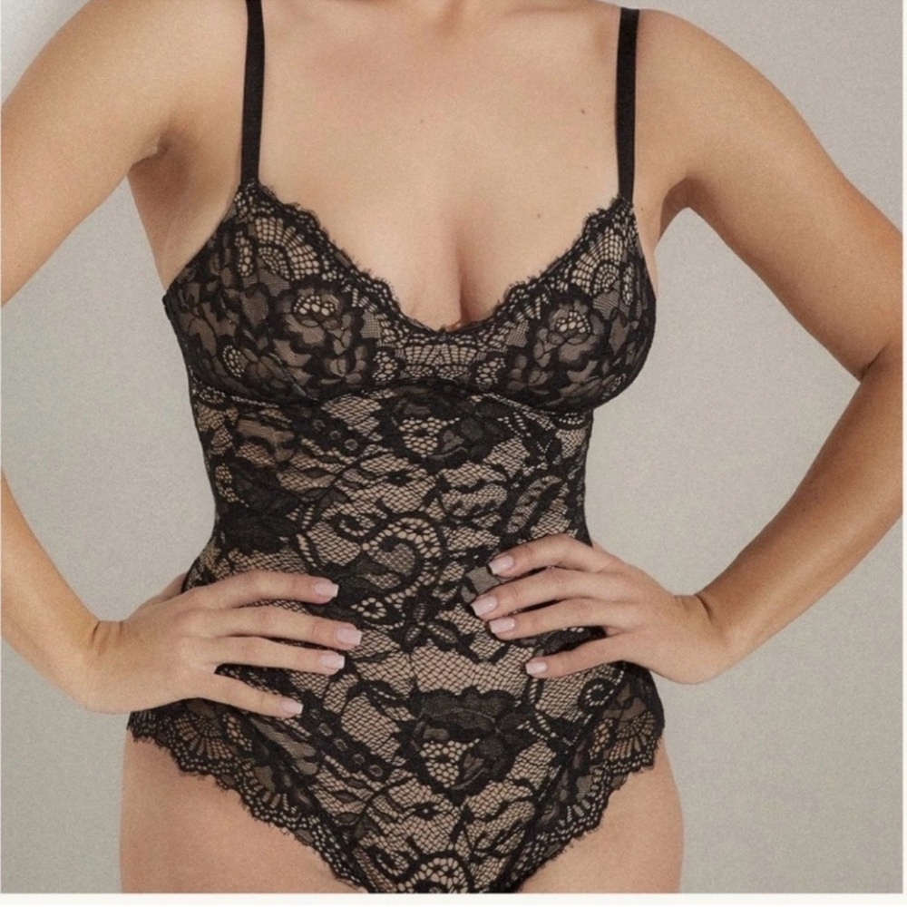 Pinsy Black Lace Bodysuit Shapewear - Women Intimates